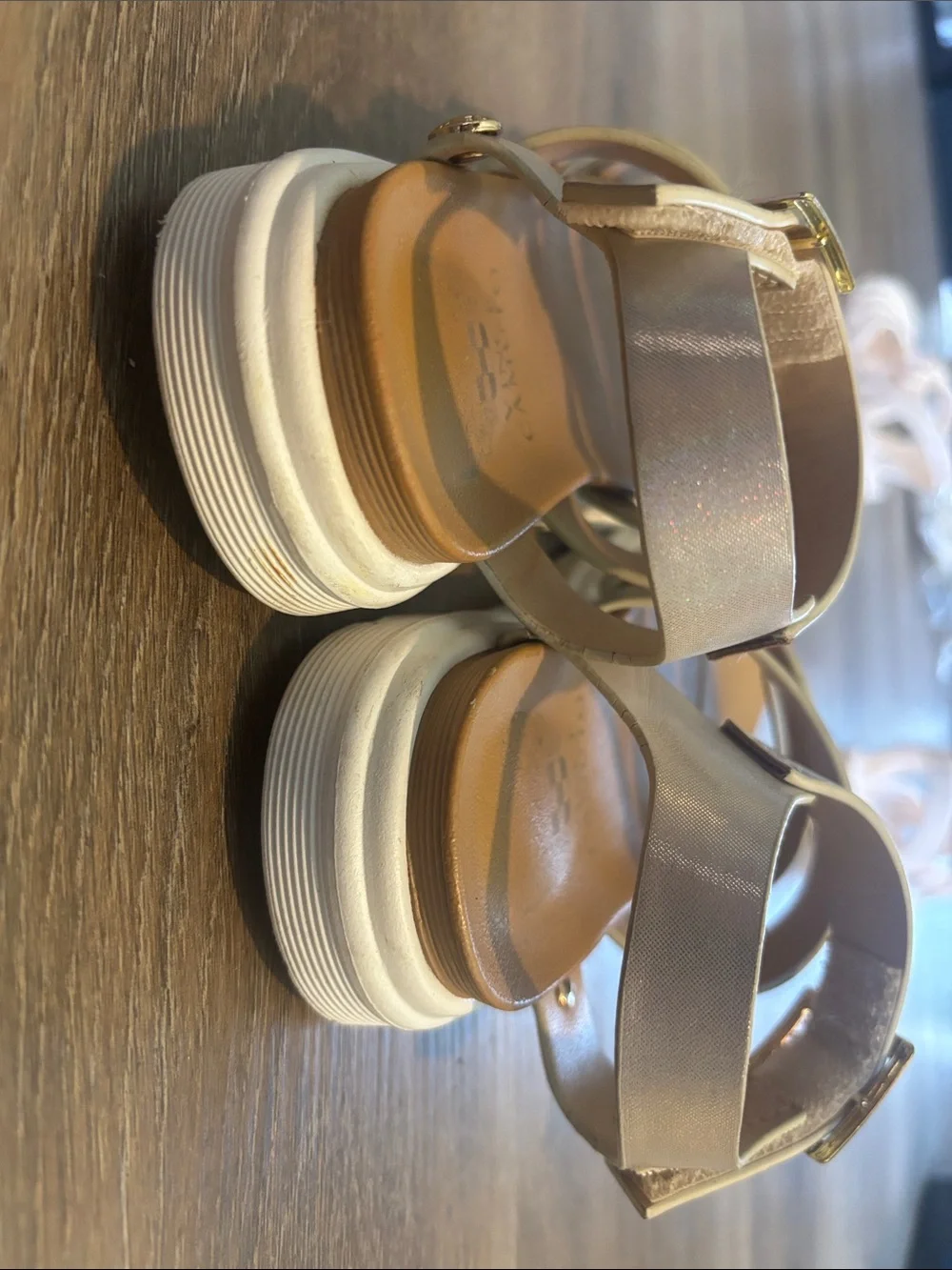 Vince Camuto shimmer champagne